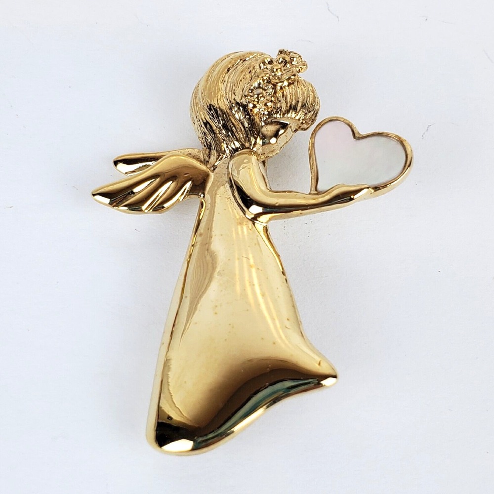 Vintage 3D Shiny Gold Tone Figural ANGEL Carrying a Heart Brooch Pin